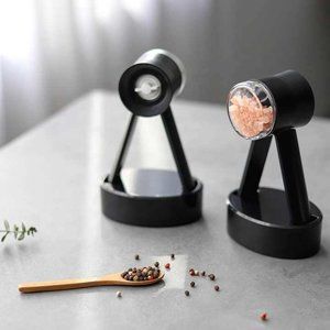 Professional chef Salt and Pepper Manual Grinder One-Handed Operation Ceramic